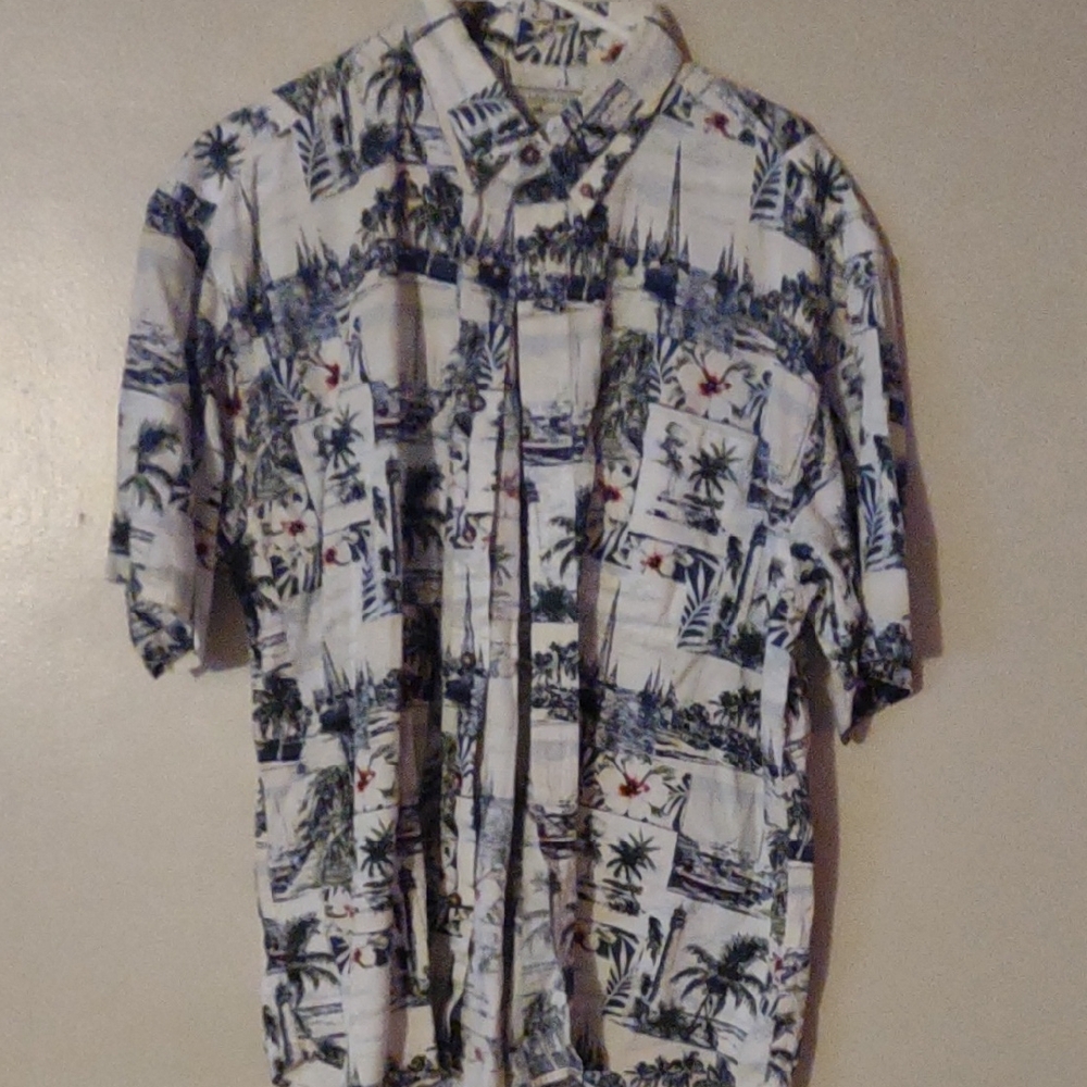 Clearwater Outfitters Resort Collection Island Themed Shirt